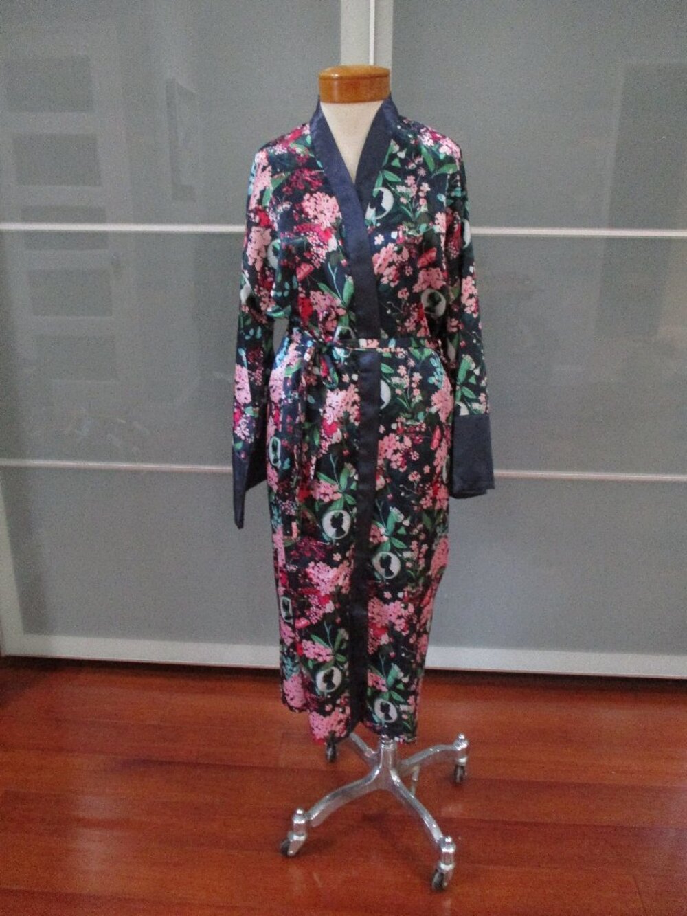 Bridgerton Full Length Long Sleeve Dressing Gown / Robe Size XS/S